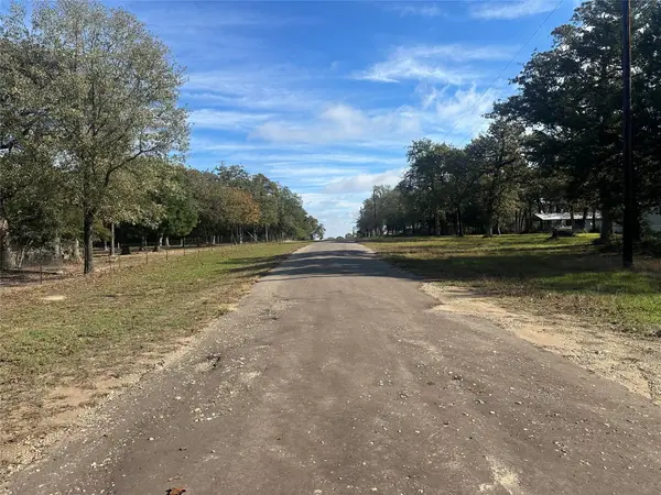 8032 County Road 314, Buffalo, TX 75831