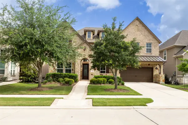 42 Zenith Lane, Sugar Land, TX 77498