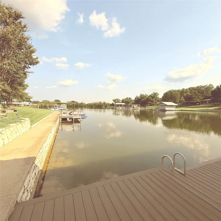 813 Brazos Harbor Circle, Granbury, TX 76048 - #2