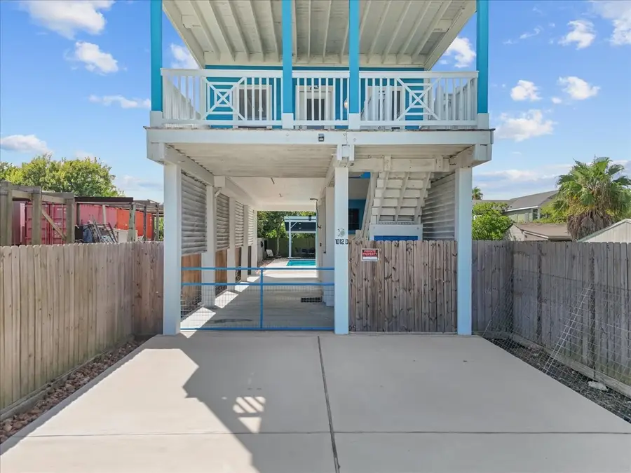 1012 22nd Street Street #D, Dickinson, TX 77539 - #3
