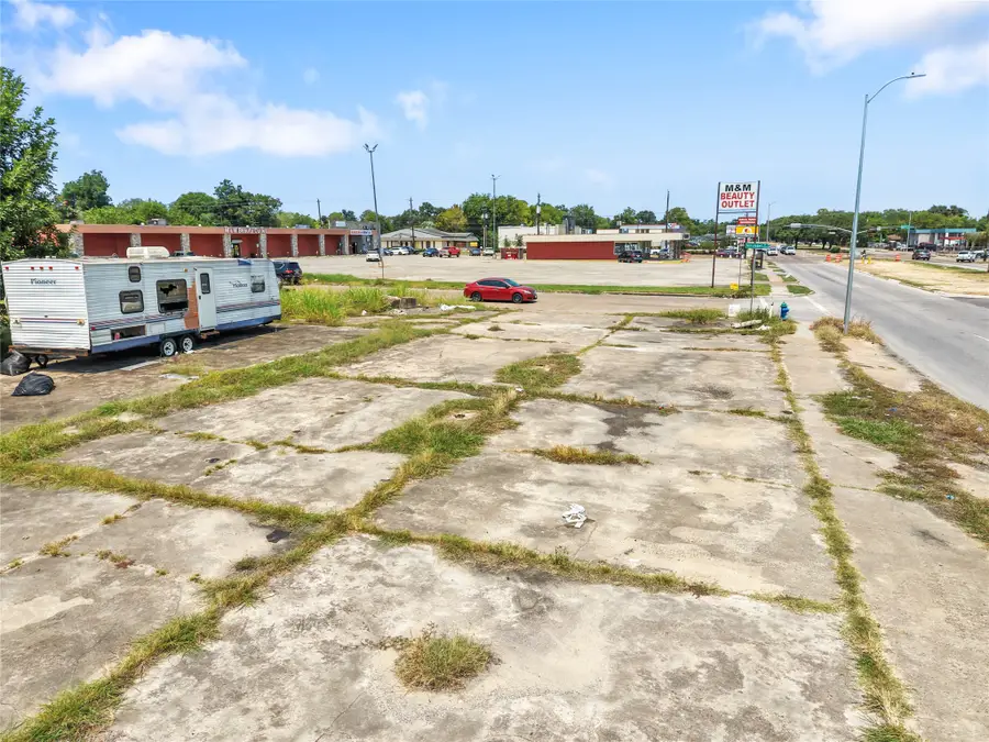 8626 Martin Luther King Boulevard, Houston, TX 77033 - #2