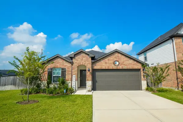 4974 Arvida Lane, Arcola, TX 77545