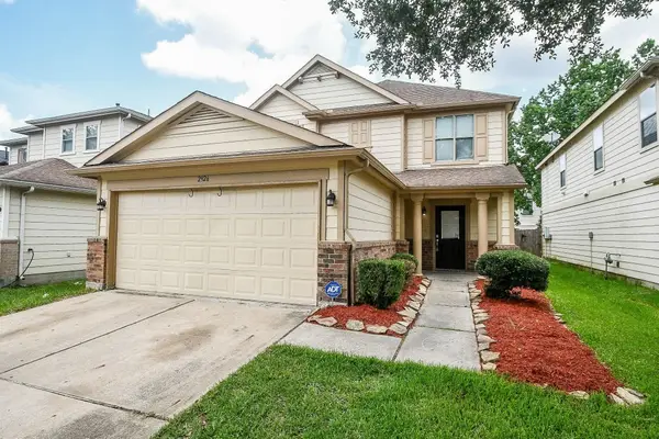 2926 Yearling Colt Court, Houston, TX 77038