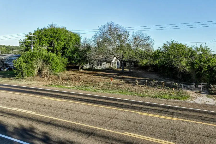 2701 S Market Street, Brenham, TX 77833 - Image #2