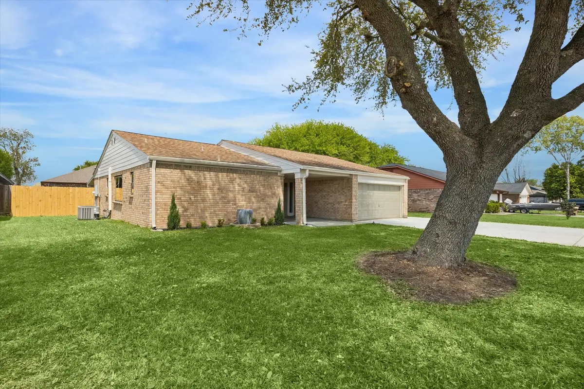 5309 Bramble Lane, Dickinson, TX 77539 - #1