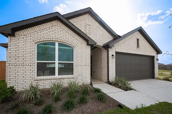 16032 Sandy Koufax Court, Splendora, TX 77372