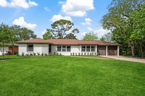 1506 Oaks Drive, Pasadena, TX 77502