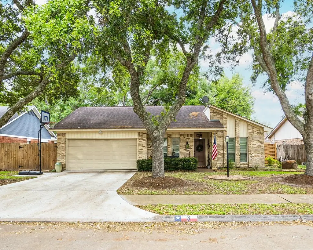 3 Columbella Street, Bay City, TX 77414 - Image #1