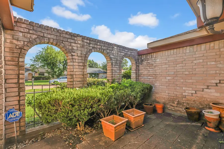 6907 Krause Drive, Stafford Missouri City, TX 77489 - #3