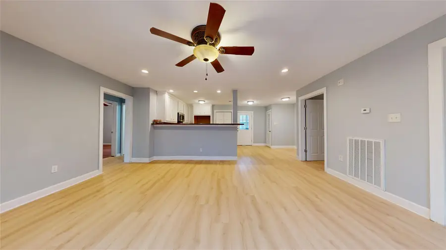 629 18th Avenue N, Texas City, TX 77590 - Image #3