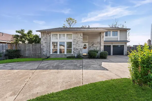 6815 Inwood West Drive, Houston, TX 77088