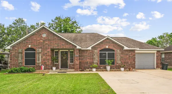 7673 Cr 669b Road, Alvin, TX 77511