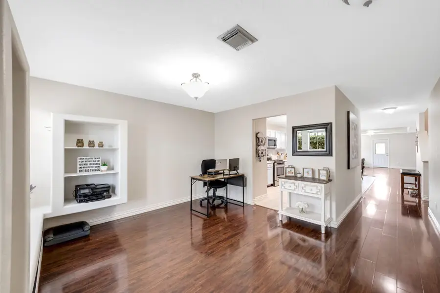 19031 Prairie Bluff Drive, Cypress, TX 77433 - Image #2