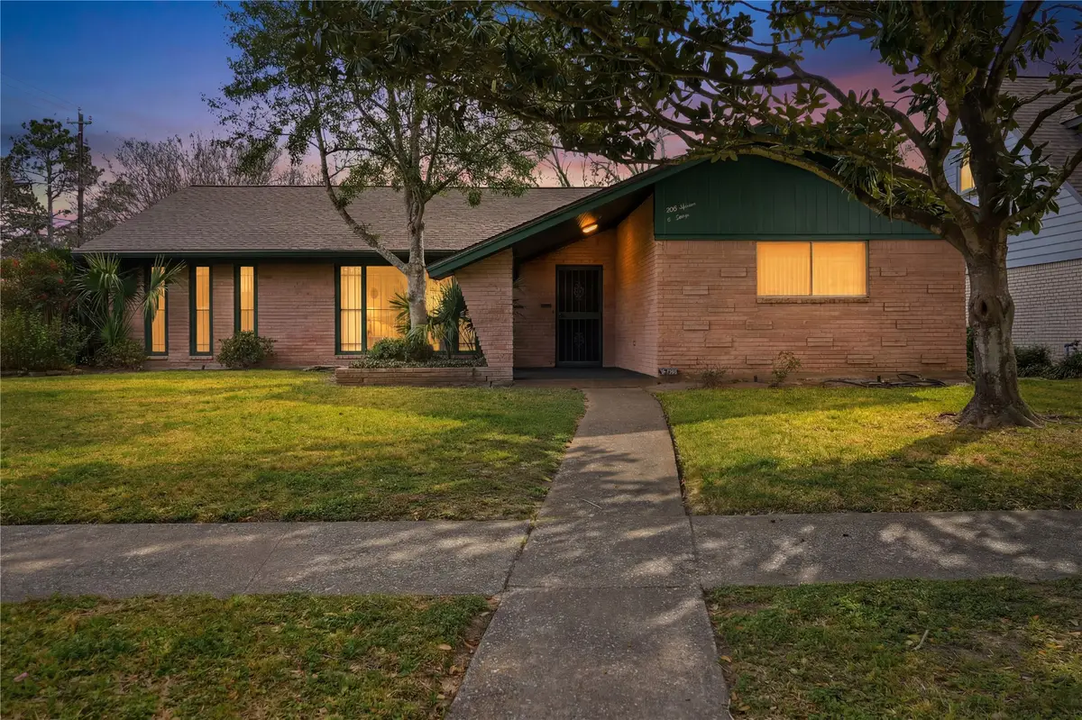 5703 Rutherglenn Drive, Houston, TX 77096 - #1