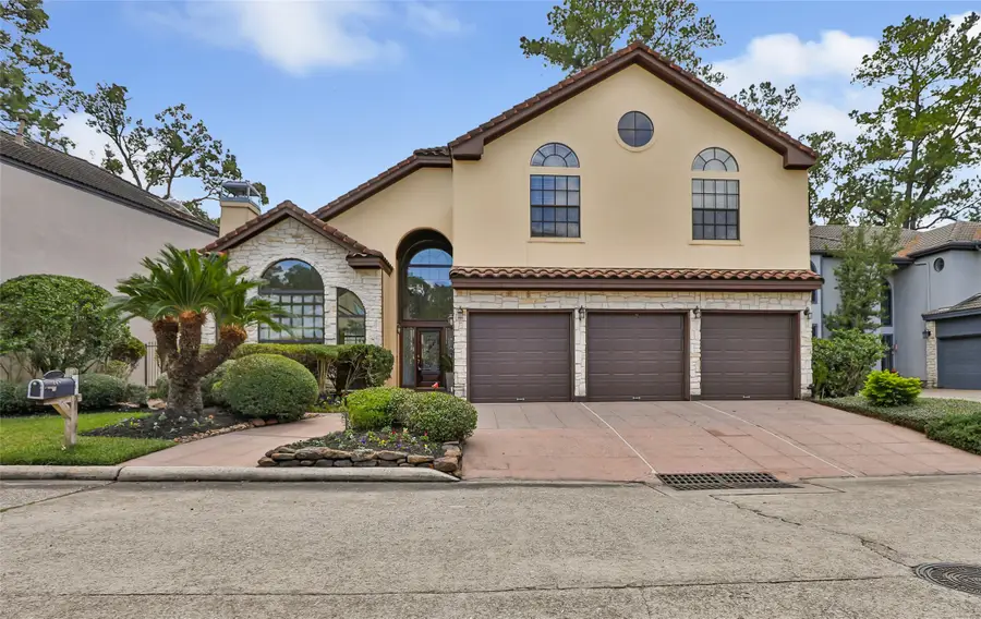 16 Kingwood Villas Court, Kingwood, TX 77339 - Image #2