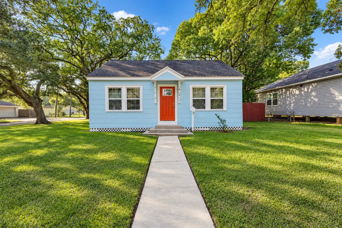801 18th Avenue N, Texas City, TX 77590 - #1