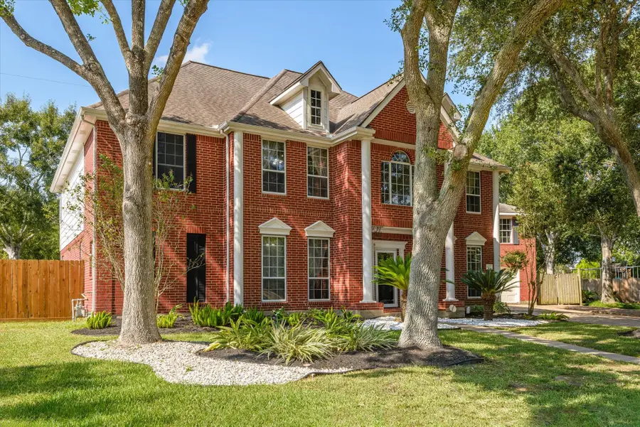1802 Cloud Croft Drive, Friendswood, TX 77546 - #2