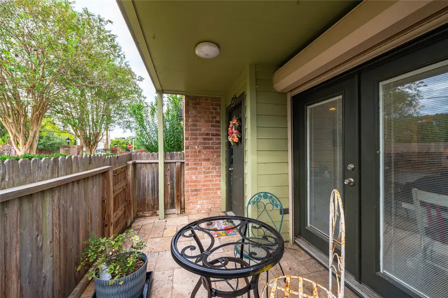 18800 Egret Bay Boulevard #1611, Webster, TX 77058 - #3