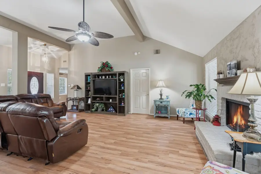 907 Columbia River Road, Montgomery, TX 77316 - #2