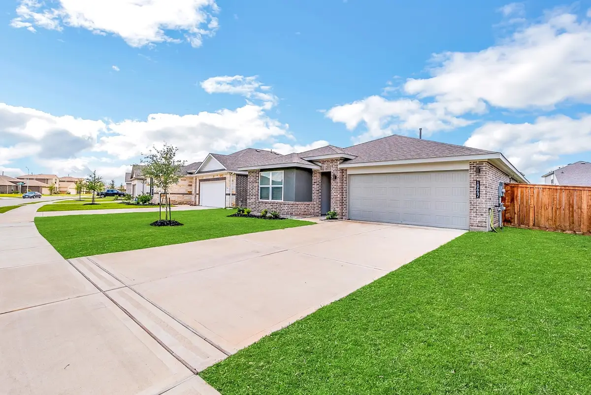 10647 Cascade Creek Drive, Iowa Colony, TX 77583 - #1