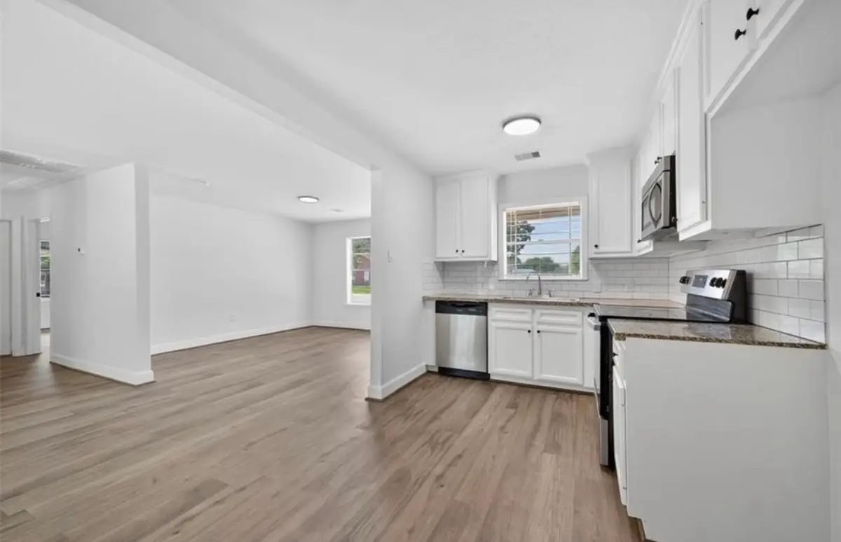 7023 Crestmont Street, Houston, TX 77033 - #1