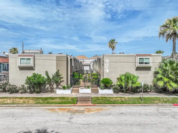 424 15th Street #113, Galveston, TX 77550