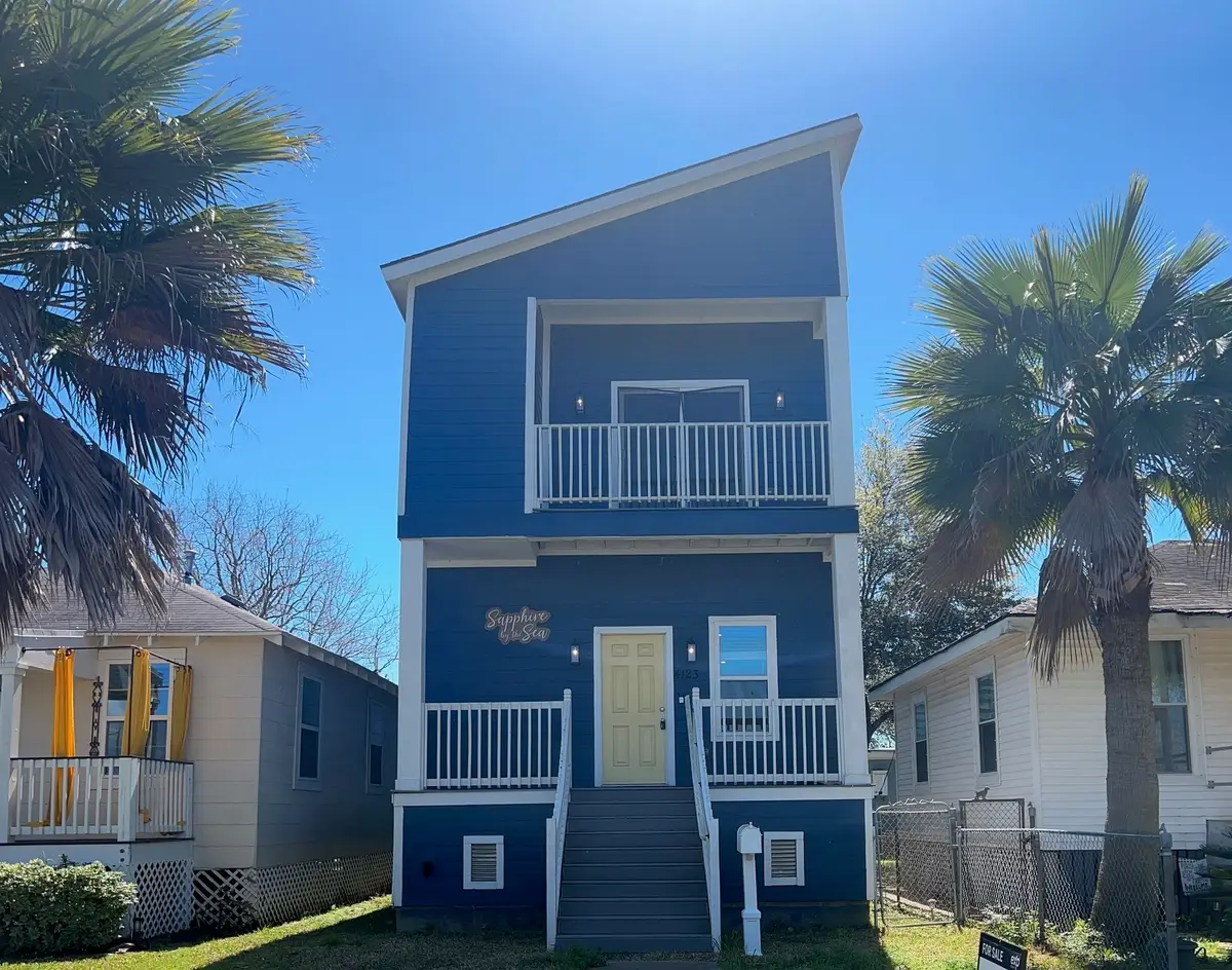 4123 Avenue M 1/2, Galveston, TX 77550 - #1