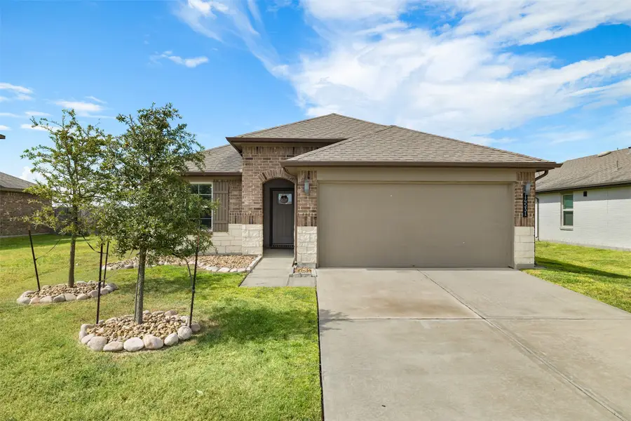 14531 Sweetwater Drive, Baytown, TX 77523 - #2