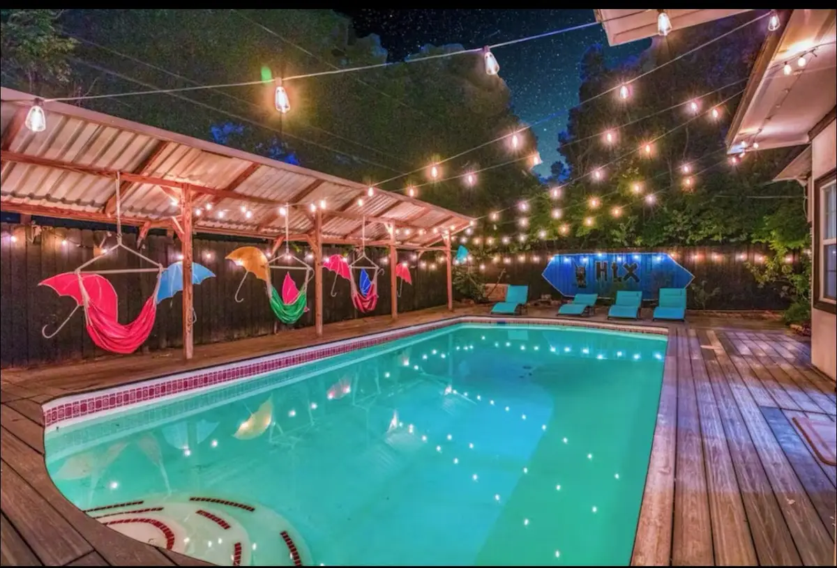 7916 Glenview Drive, Houston, TX 77061 - Image #1