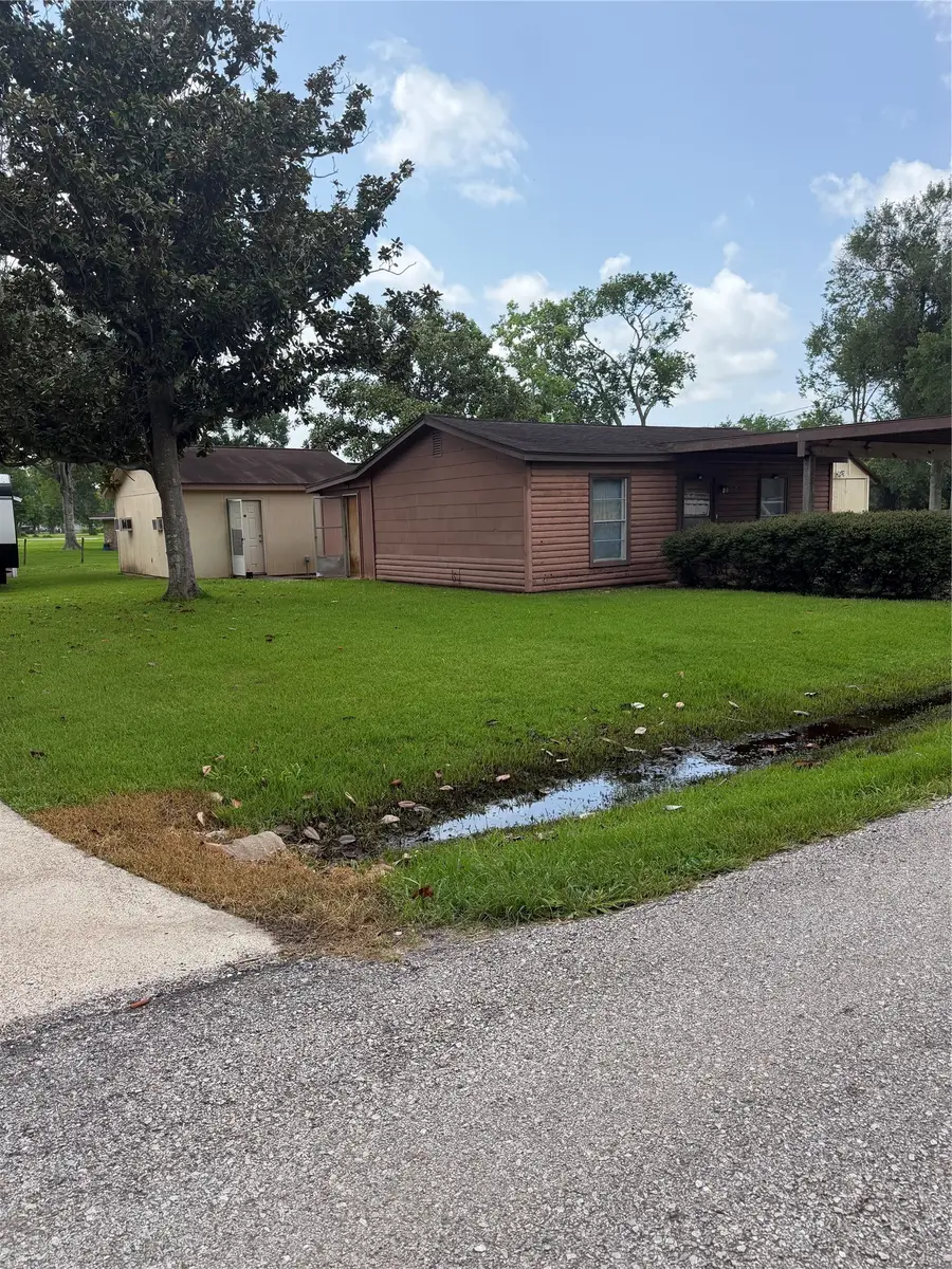 139 Scout Road, Jones Creek, TX 77541 - #2