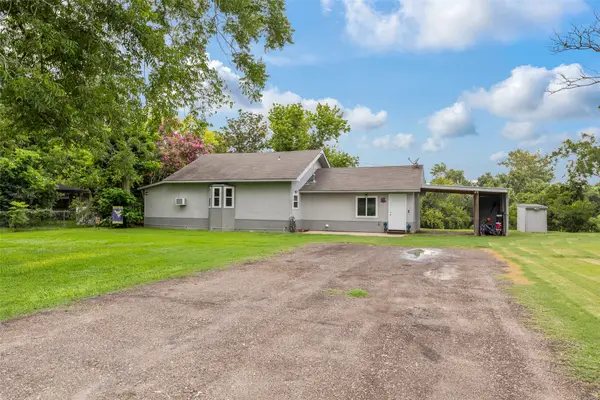 703 Pecan Valley Drive, Wharton, TX 77488