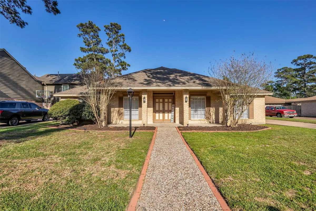 4801 Summer Lane, Baytown, TX 77521 - #1