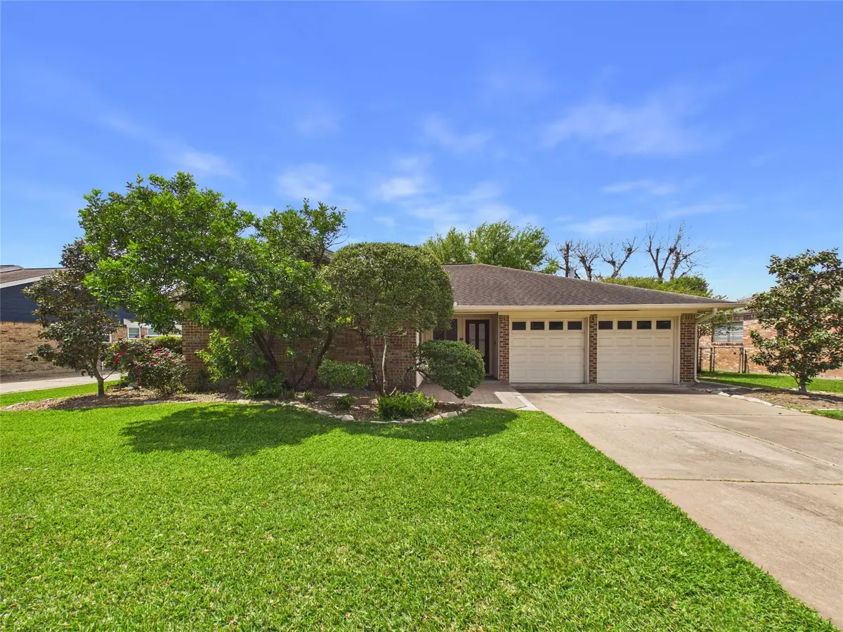 814 James Street, Deer Park, TX 77536 - #1