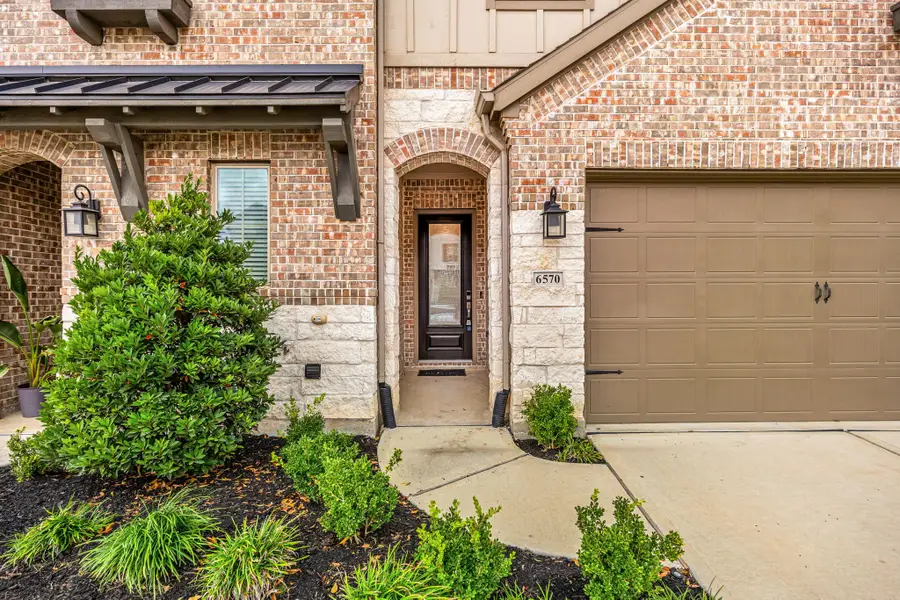 6570 Scarlet Pond Lane, Fulshear, TX 77441 - Image #2