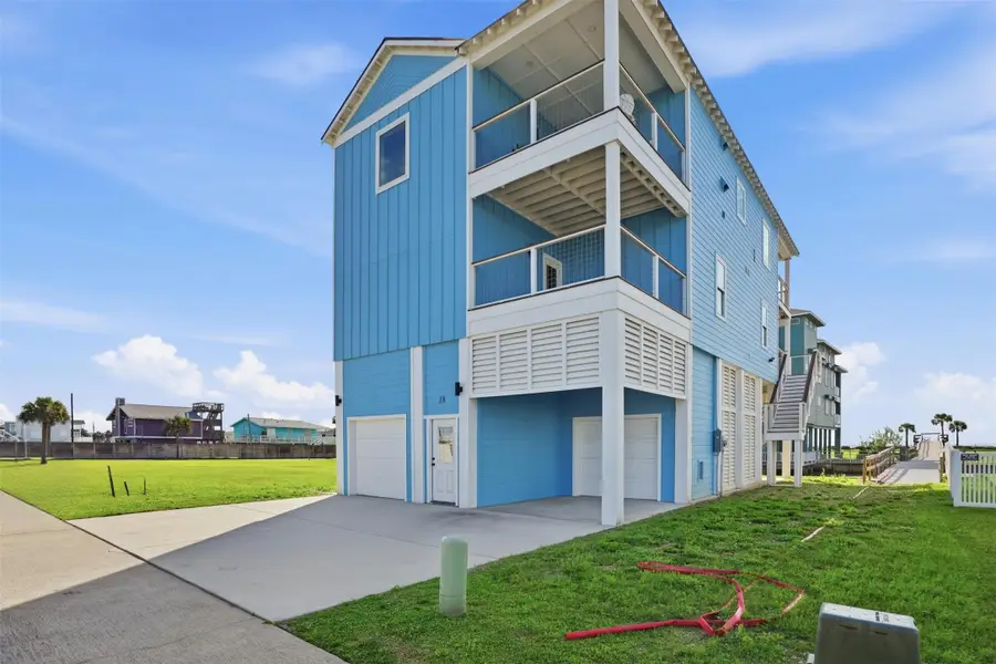 18 Blue Heron Circle, Jamaica Beach, TX 77554 - #2
