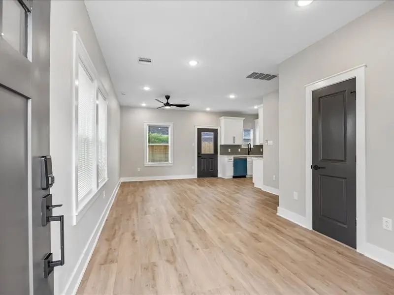 5032 Mallow St #A B, Houston, TX 77033 - #3