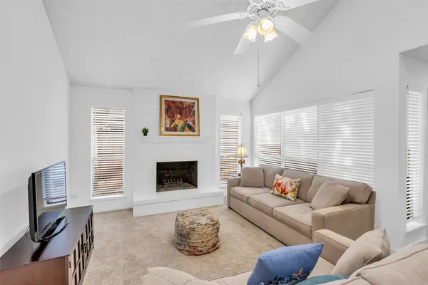 13740 Hollowgreen Drive #605, Houston, TX 77082