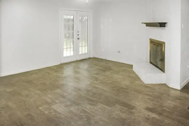 3835 Brookwind Drive, La Porte, TX 77571 - Image #2