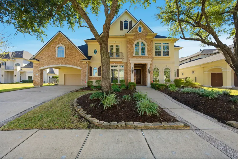 7622 Hunters Point Drive, Sugar Land, TX 77479 - Image #2