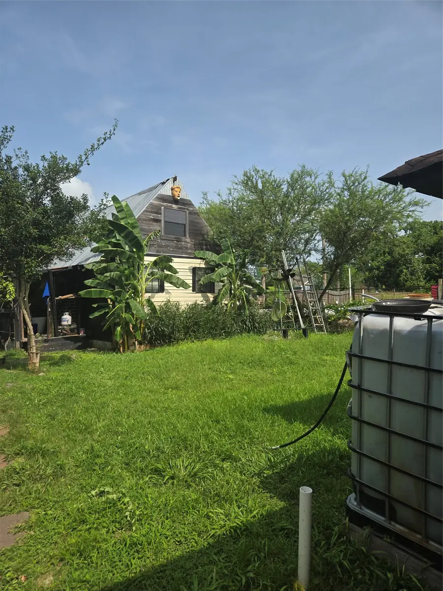 8917 Comal Street, Houston, TX 77051 - #3