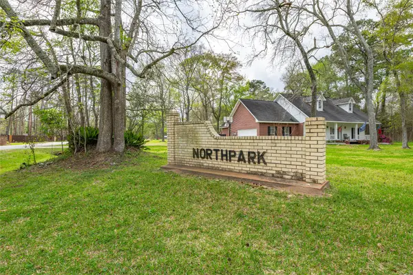 103 County Road 432, Dayton, TX 77535