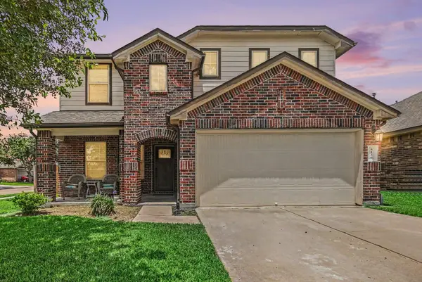 8126 Carillon Way, Rosharon, TX 77583