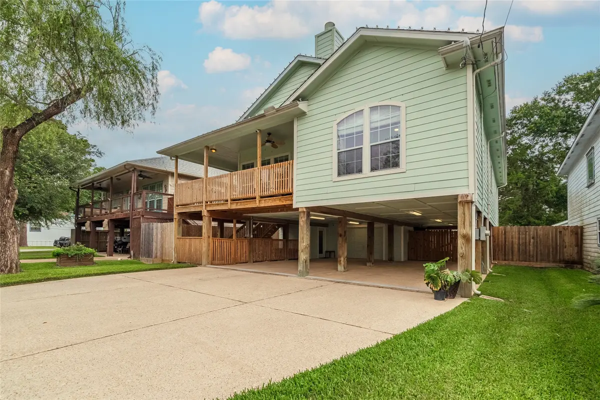315 West Drive, Kemah, TX 77565 - #1