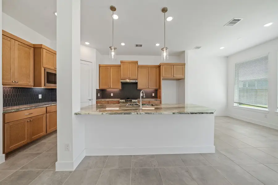 412 Rugged Rock Lane, New Caney, TX 77357 - Image #3