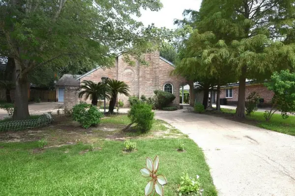 8114 Birchglen Lane, Houston, TX 77070