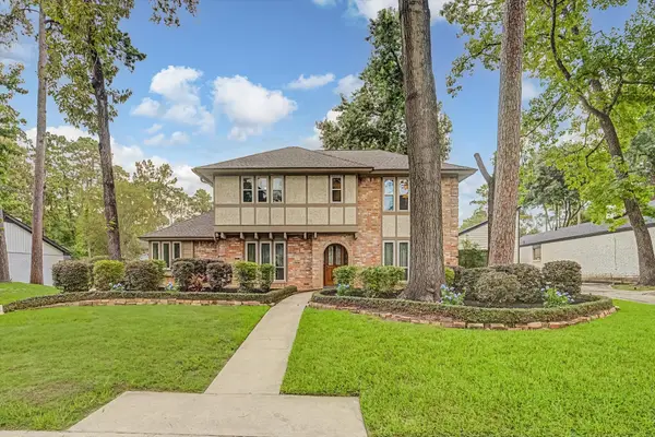 2211 Laurel Hill Drive, Kingwood, TX 77339