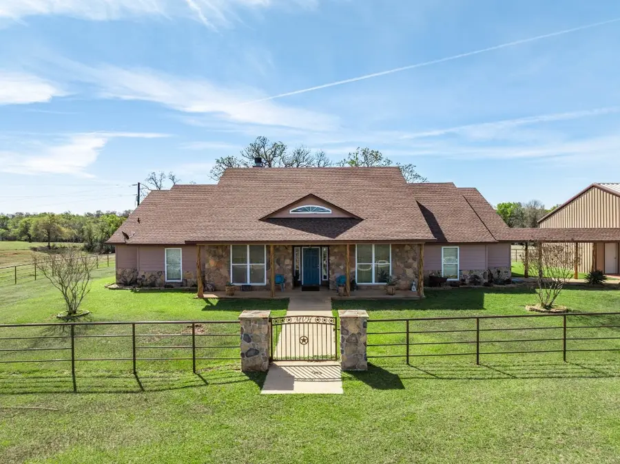 3713 County Road 386, Marquez, TX 77865 - #3