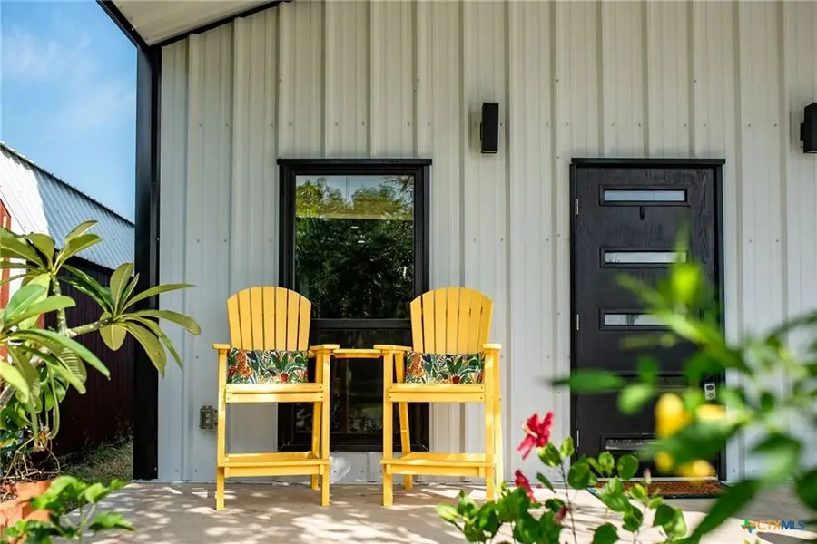 804 W Tyler Avenue, Port O Connor, TX 77982 - Image #2