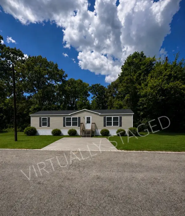 277 Magnolia Park, Onalaska, TX 77360