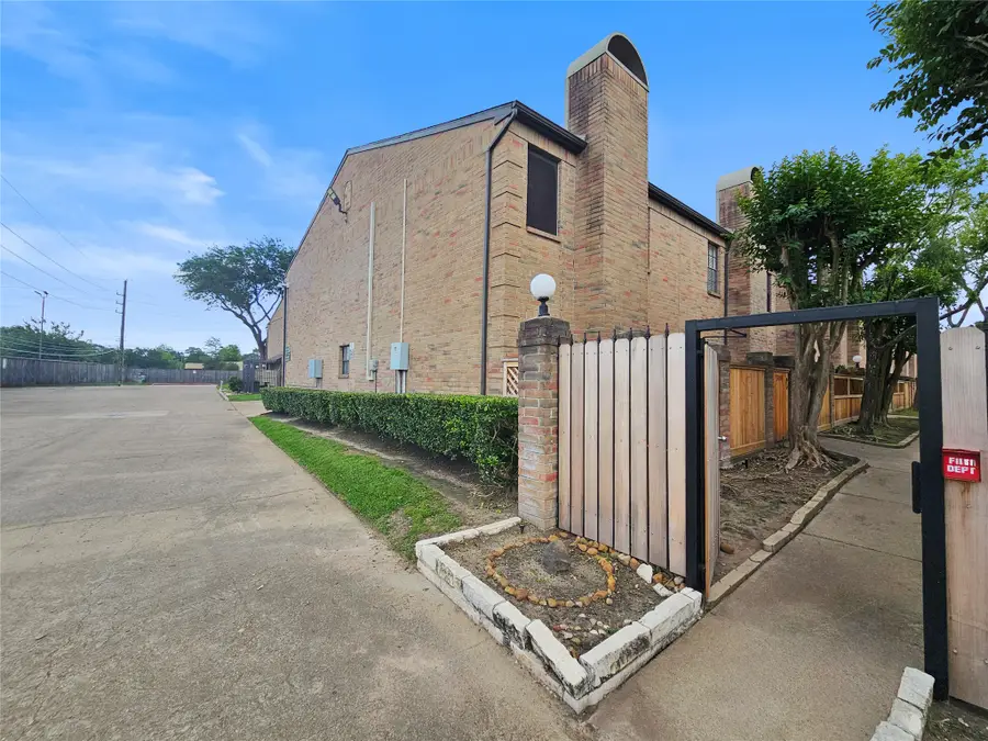 9800 Pagewood Lane #3006, Houston, TX 77042 - #3